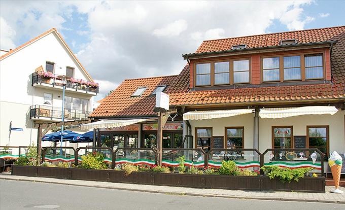 Hotel Zur Bruecke Greifswald Exterior foto